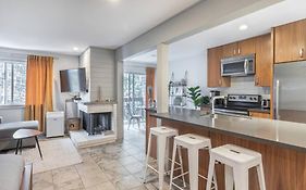 Updated Whistler Creekside Studio With Free Parking